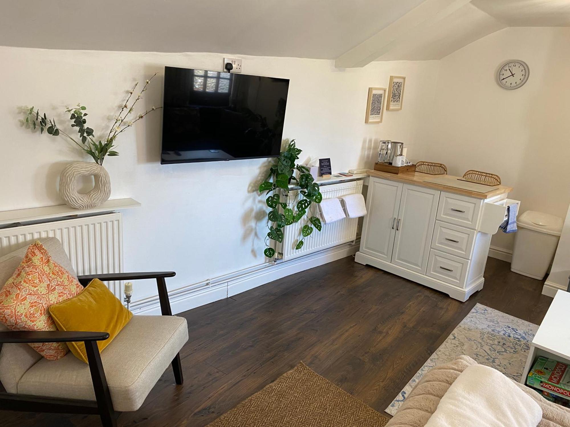 Park House 2*